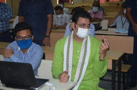 'Public blame Govt for Neighborhood classes, but what about Public who roam in markets ?', asked CM Biplab Deb 'Public blame Govt for Neighborhood classes, but what about Public who roam in markets ?', asked CM Biplab Deb